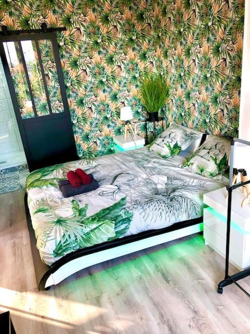 Le Led Room,Centre Ville Place De Parking Gratuite Sens Kültér fotó